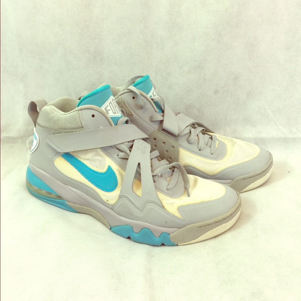 Charles Barkley size 13